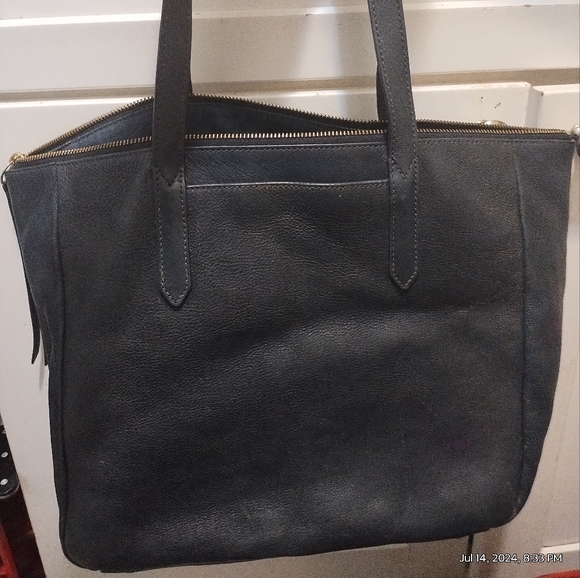 Fossil Large Sydney Tote - Picture 3 of 11